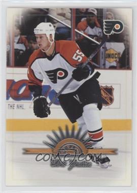 1997-98 Leaf - [Base] #27 - Chris Gratton