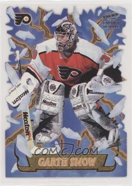 1997-98 Pacific Crown Royale - Freeze Out Die-Cuts #14 - Garth Snow