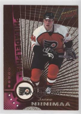 1997-98 Pacific Dynagon - [Base] - Copper #92 - Janne Niinimaa