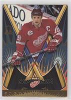 Steve Yzerman [EX to NM]