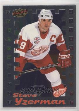 1998-99 Pacific - Dynagon Ice Inserts #10 - Steve Yzerman