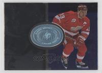 Steve Yzerman [EX to NM] #/6,950