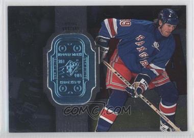 1998-99 SPx Finite - Samples #SPX99 - Wayne Gretzky