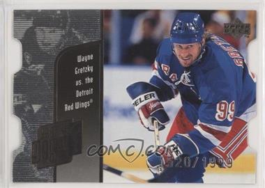 1998-99 Upper Deck - Year of the Great One Wayne Gretzky - Die-Cut Quantum #GO10 - Wayne Gretzky /1999