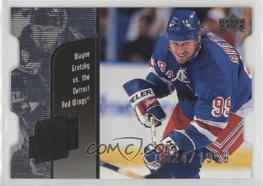 1998-99 Upper Deck - Year of the Great One Wayne Gretzky - Die-Cut Quantum #GO10 - Wayne Gretzky /1999
