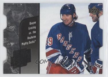 1998-99 Upper Deck - Year of the Great One Wayne Gretzky - Die-Cut Quantum #GO2 - Wayne Gretzky /1999