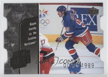 1998-99 Upper Deck - Year of the Great One Wayne Gretzky - Die-Cut Quantum #GO6 - Wayne Gretzky /1999