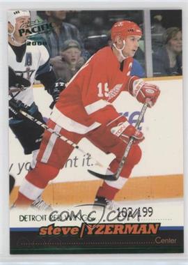 1999-00 Pacific - [Base] - Emerald Green #151 - Steve Yzerman /199