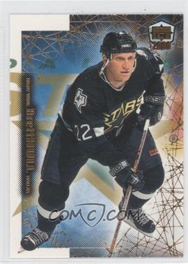 1999-00 Pacific Dynagon Ice - [Base] - Gold Missing Serial Number #65 - Brett Hull