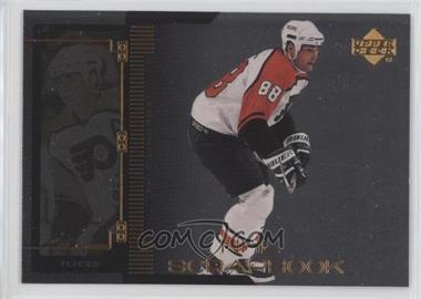 1999-00 Upper Deck - NHL Scrapbook #SB-10 - Eric Lindros