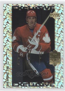 1999 Upper Deck Gretzky Living Legend - Wearing the Leaf #WL4 - Wayne Gretzky