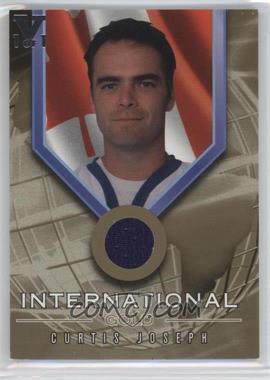 2001-02 In the Game Be A Player Signature Series - International Gold - ITG Vault Silver #IG-09 - Curtis Joseph /1