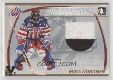 2004-05 In the Game Heroes and Prospects - Net Prospects - Gold ITG Vault Emerald #NP-31 - Mika Noronen /1
