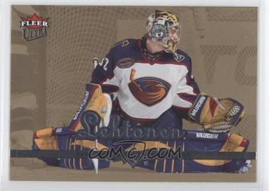 2005-06 Fleer Ultra - [Base] - Gold Medallion #8 - Kari Lehtonen