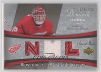 Dominik Hasek #/200