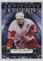 Legend - Steve Yzerman #/75