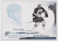 SP Essentials - Dustin Byfuglien #/1,999