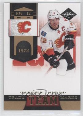 2011-12 Limited - Team Trademarks - Gold Spotlight #8 - Jarome Iginla /25