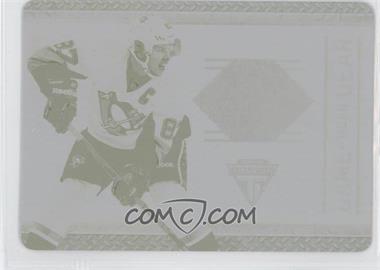 2011-12 Panini Titanium - Game-Worn Gear - Printing Plate Yellow #12 - Sidney Crosby /1
