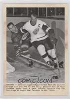 Gordie Howe (Red Kelly in photo)