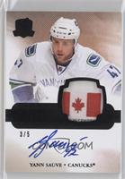 Auto Rookie Patch - Yann Sauve #/5