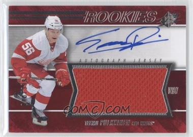 2014-15 SPx - [Base] #140 - Spectrum Red Rookie Auto Jersey Level 1 - Teemu Pulkkinen /399