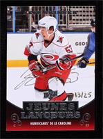 Jeunes Lanceurs - Jeff Skinner (10-11 Upper Deck French) #/25