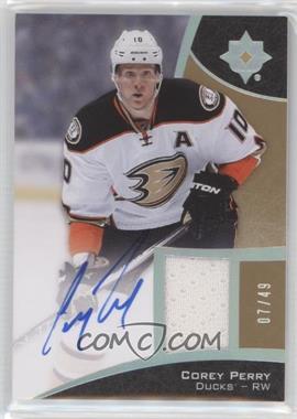 2015-16 Upper Deck Ultimate Collection - [Base] - Spectrum Silver Autographed Jersey #26 - Tier 2 - Corey Perry /49