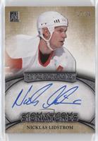 Nicklas Lidstrom #/30