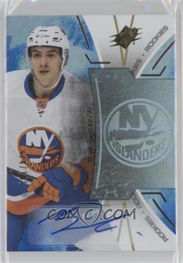 2016-17 SPx - Rookies - Blue Autograph #R-MB - Mathew Barzal /165