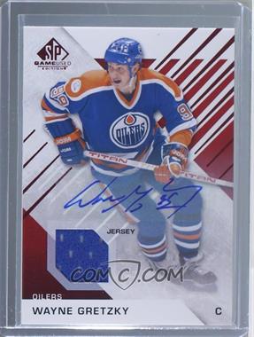 2016-17 Upper Deck SP Game Used - [Base] - Red Auto Material #100 - Wayne Gretzky