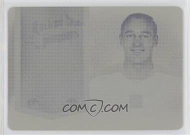 2017 Leaf In the Game Superlative - Retired Numbers - Printing Plate Yellow #RN-08 - Frank Mahovlich /1