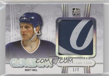 2017 Leaf In the Game Used - Gloves Off! - Platinum #GO-04 - Brett Hull /2