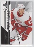 Premier Rookie - Dennis Cholowski #/299