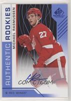 Authentic Rookies - Michael Rasmussen