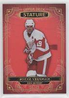 Steve Yzerman [EX to NM] #/33