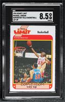 Michael Jordan (Lay up) [SGC 8.5 NM/Mt+]