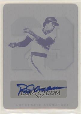 2011 Leaf Legends of Sport - Numeration Autographs - Printing Plate Black #NU-17 - Rod Carew /1