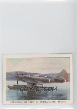 1940-42 Wings Cigarettes Series C - T87 #32 - Norwegian Air Force in Canada Patrol Bomber