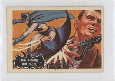 1966 A&BC Batman Black Bat - [Base] #32 - Bat-A-Rang Bulls-Eye [Good to VG‑EX]