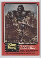 The great wall is smashed by Kong!