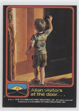 1978 Topps Close Encounters of the Third Kind - [Base] #22 - Alien visitors at the door...