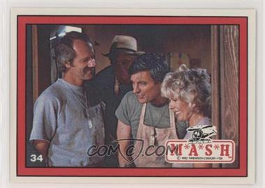 1982 Donruss M*A*S*H - [Base] #34 - Hawkeye Pierce, B.J. Honeycutt, Hot Lips Houlihan, Fr. Mulcahy