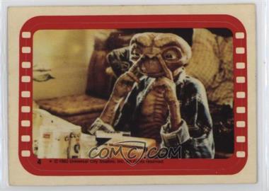 1982 Topps E.T. The Extra Terrestrial in His Adventure on Earth - Stickers #4 - E.T. The Tipsy Alien