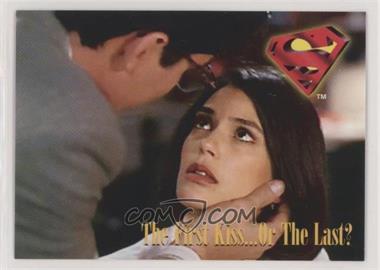 1995 SkyBox Lois & Clark: The New Adventures of Superman - [Base] #70 - The First Kiss... Or the Last?