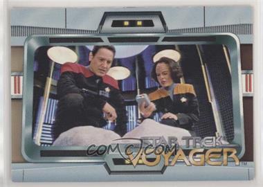 1995 SkyBox Star Trek: Voyager Season One Series 1 - Series 2 Preview #P1 - "Sneak Peek"- Star Trek: Voyager Series Two