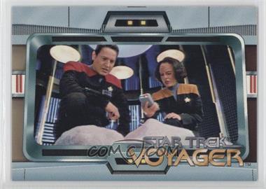 1995 SkyBox Star Trek: Voyager Season One Series 1 - Series 2 Preview #P1 - "Sneak Peek"- Star Trek: Voyager Series Two