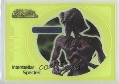 1999 Skybox Star Trek Voyager: Closer to Home - Interstellar Species Glow - Green #IS3 - Species 8472