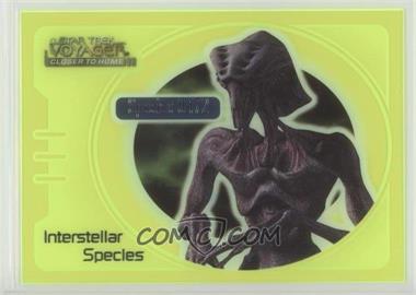 1999 Skybox Star Trek Voyager: Closer to Home - Interstellar Species Glow - Green #IS3 - Species 8472