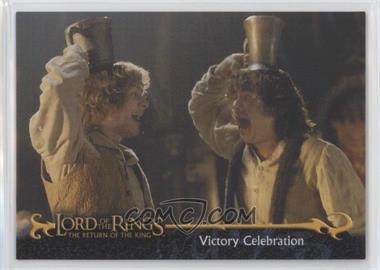 2003 Topps The Lord of the Rings: The Return of the King Japan Set - [Base] #17 - Victory Celebration